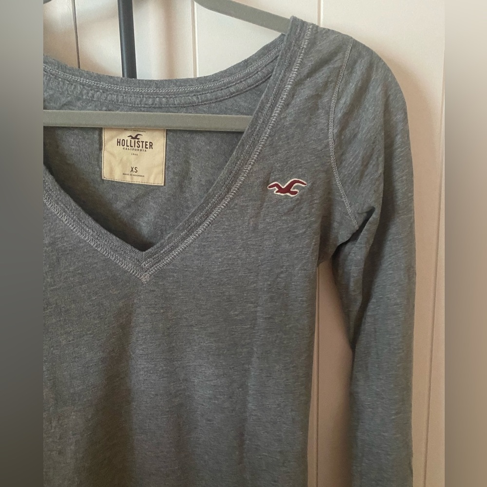 Hollister long sleeve tee